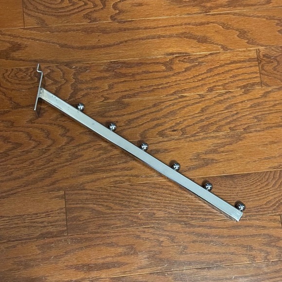 Other - Chrome‎ 6-Ball Waterfall for Slatwall